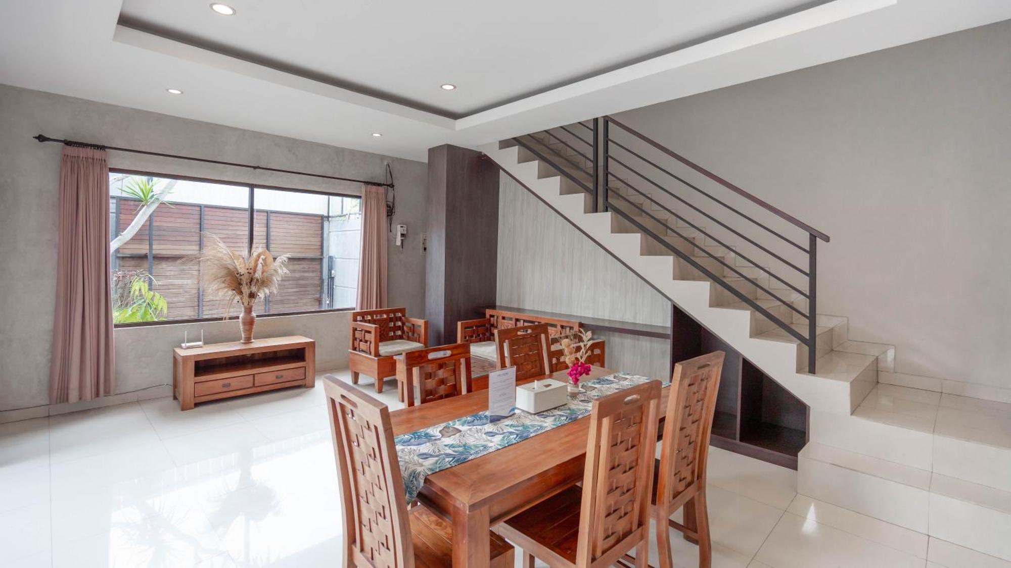 The Lavana Bali Radiance Villa Raya Canggu Esterno foto