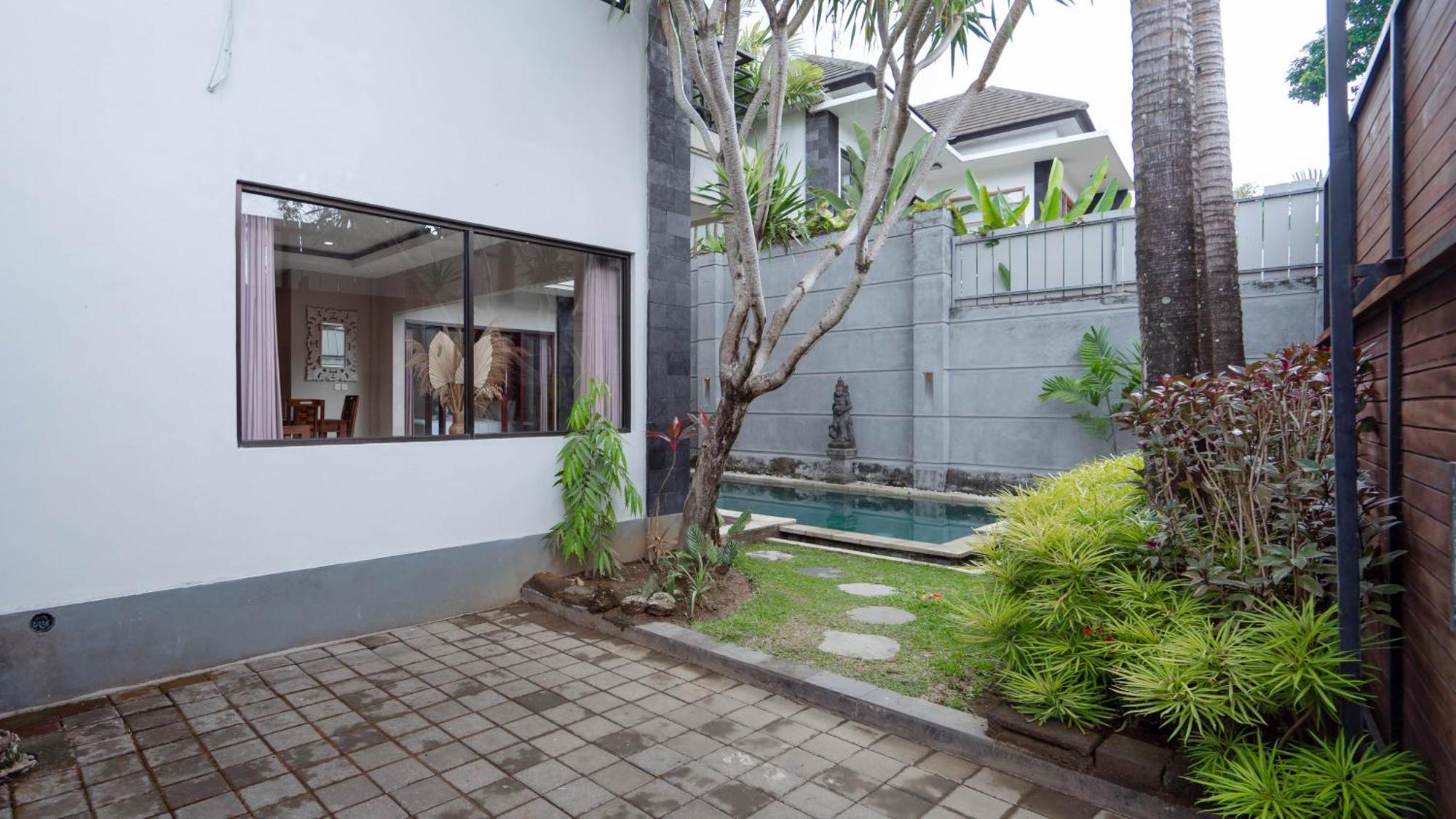 The Lavana Bali Radiance Villa Raya Canggu Esterno foto