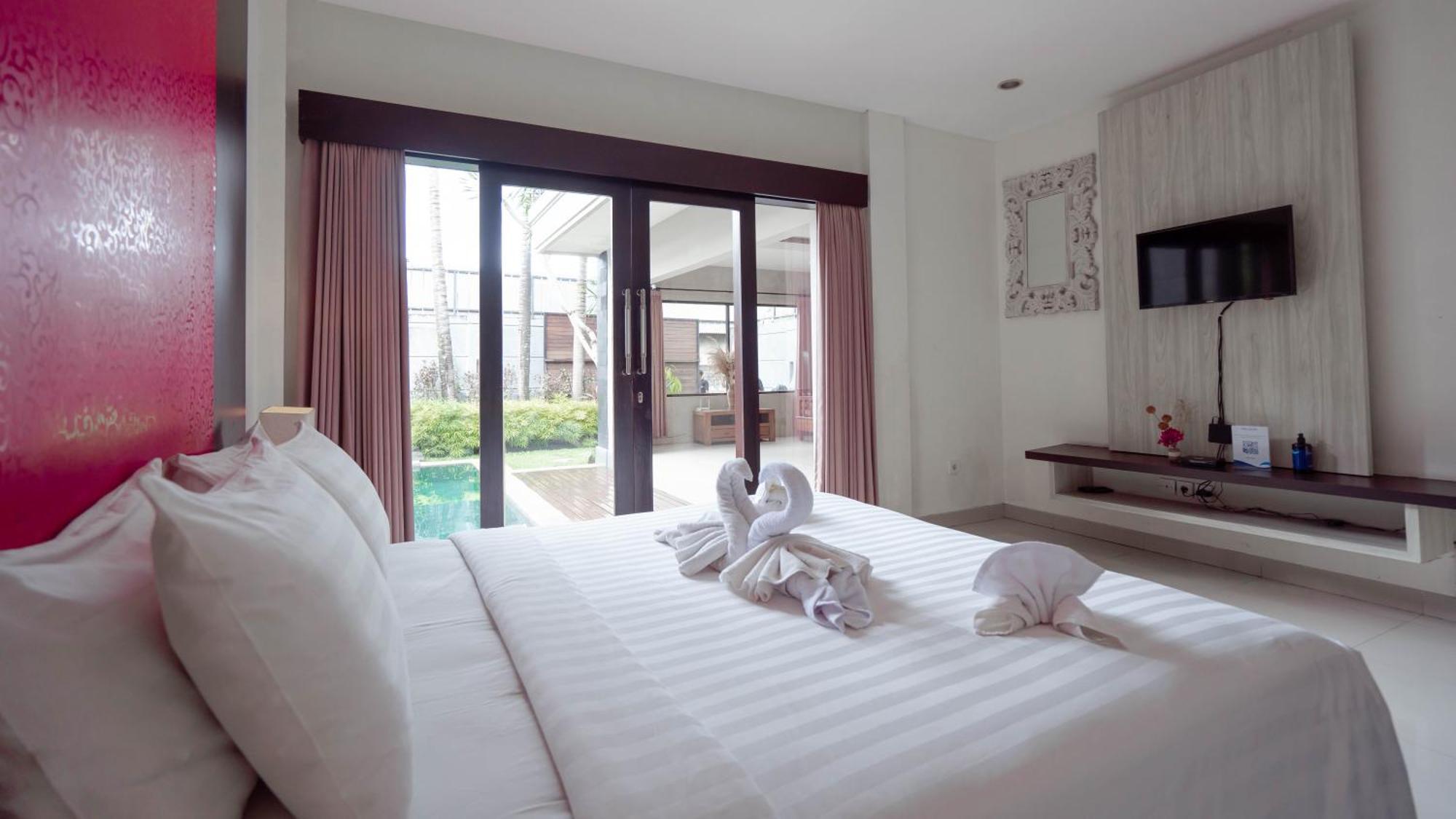 The Lavana Bali Radiance Villa Raya Canggu Esterno foto