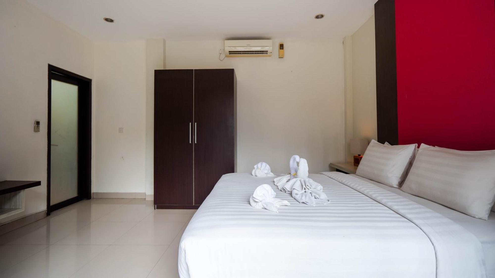 The Lavana Bali Radiance Villa Raya Canggu Esterno foto